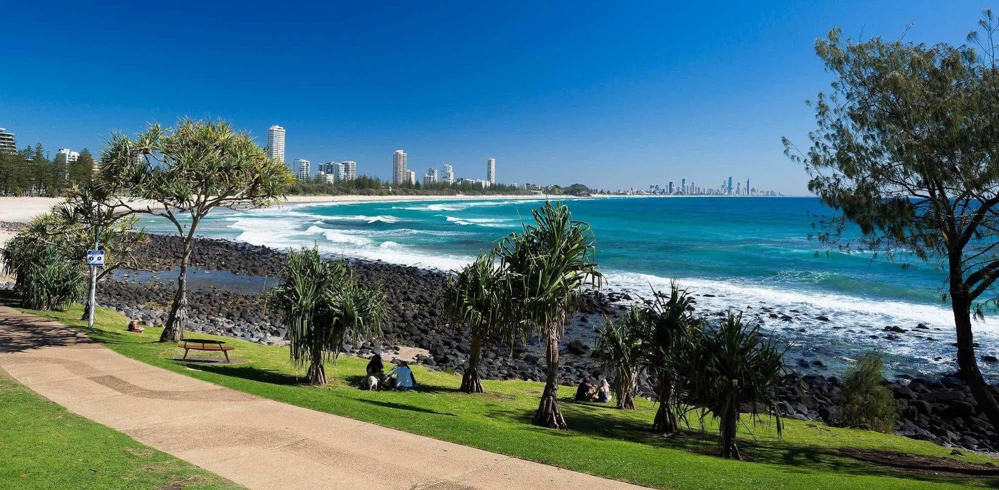 Burleigh Beach Tourist Park غولد كوست المظهر الخارجي الصورة