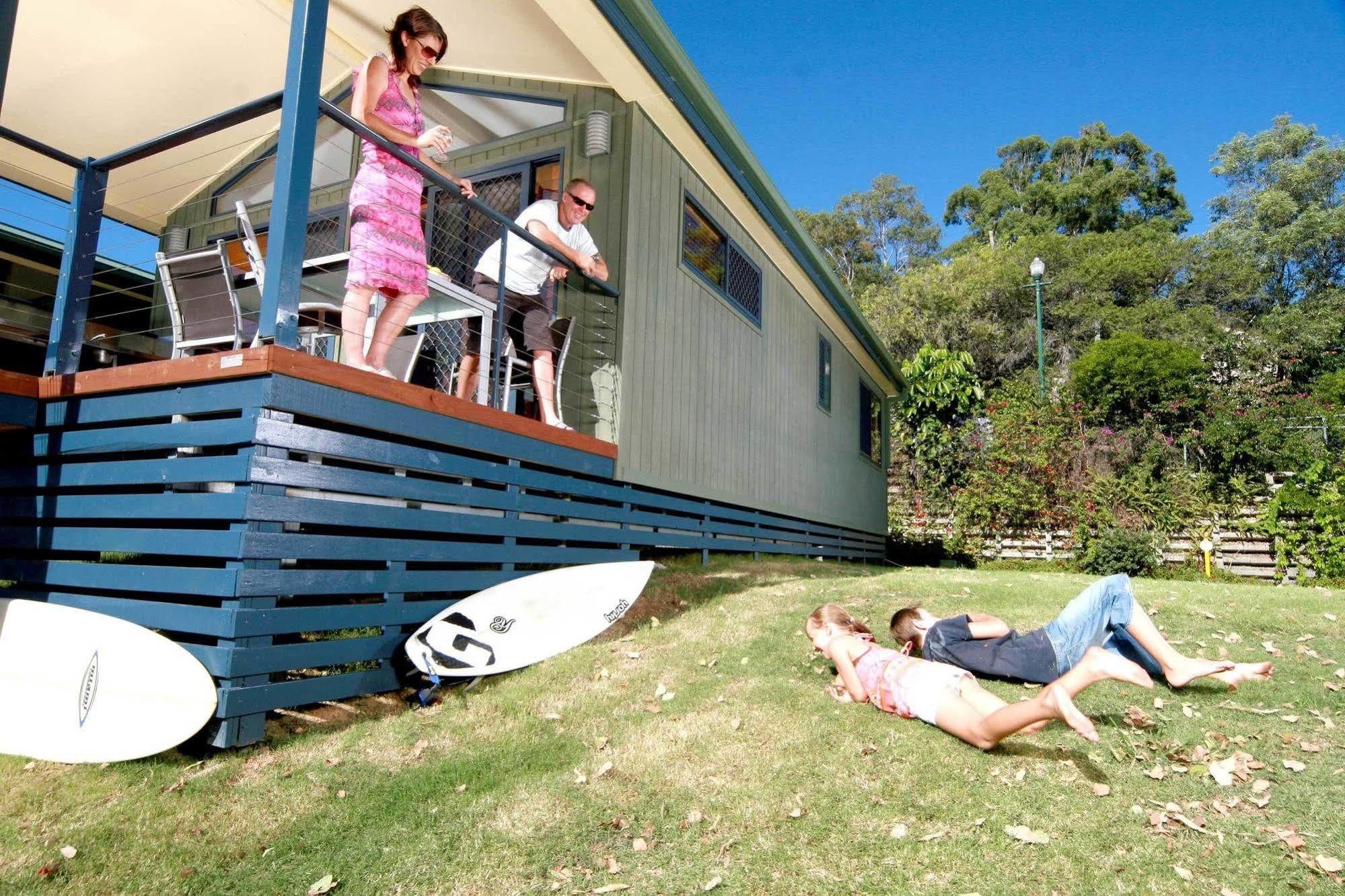 Burleigh Beach Tourist Park غولد كوست المظهر الخارجي الصورة